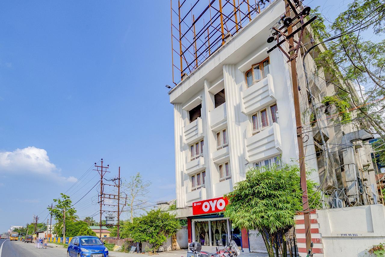 Oyo 13521 Sudhriti Hotel Siliguri Luaran gambar