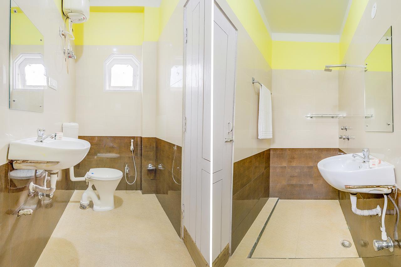 Oyo 13521 Sudhriti Hotel Siliguri Luaran gambar